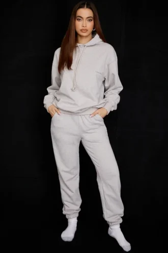 Pantalones de chándal con interior de felpa en gris claro «Sky»
