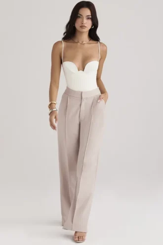 Pantalones holgados Alivia en color beige