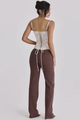 Pantalones rectos Chiara en marrón espresso