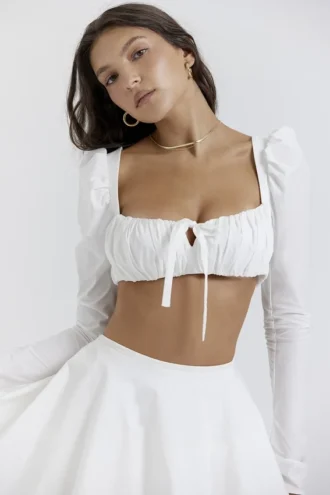 Top blanco con mangas abullonadas «Shira»