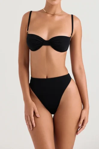 Top de bikini con aros Monaco en negro