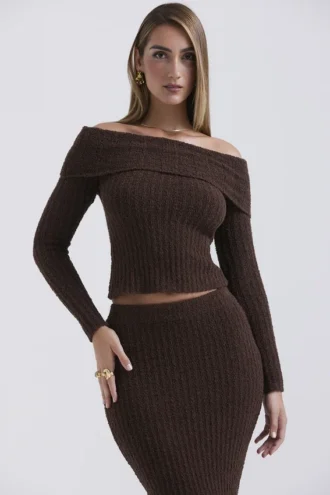 Tops de punto bouclé suave en color chocolate azafrán