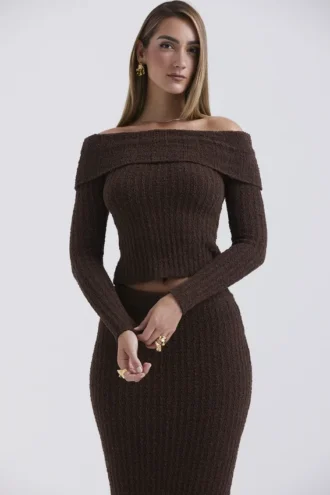 Tops de punto bouclé suave en color chocolate azafrán