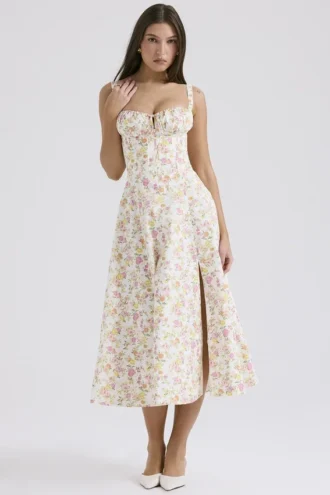 Vestido bustier de algodón con estampado de pradera en color marfil de Carmen