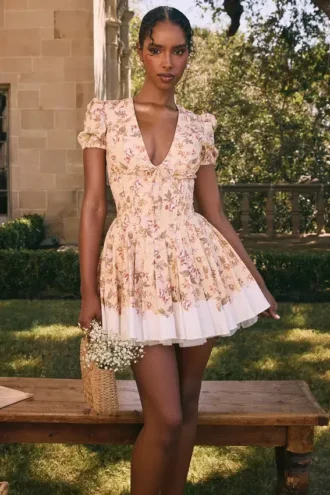 Vestido de algodón plisado con estampado Honeyflower de Imani