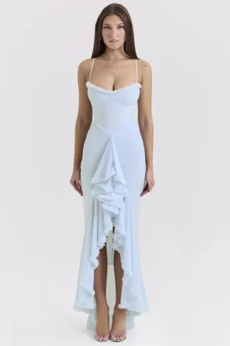 Vestido de Fiesta Gabbi de malla azul hielo con volantes en la parte delantera