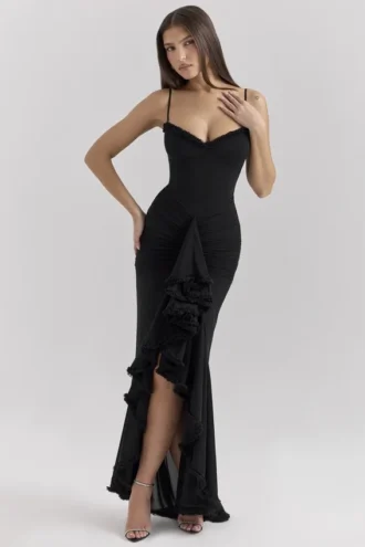 Vestido de Fiesta Gabbi negro con volantes en la parte delantera