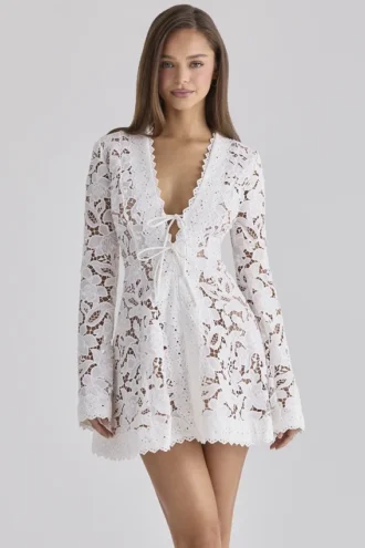 Vestido de manga larga con encaje personalizado «Bianca» en blanco