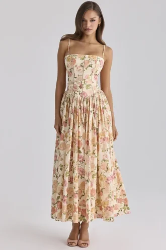 Vestido de Verano de algodón con estampado de rosas cálidas de Ysabella