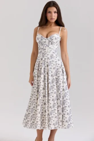 Vestido de Verano de algodón elástico con estampado floral en color crema de Steffani