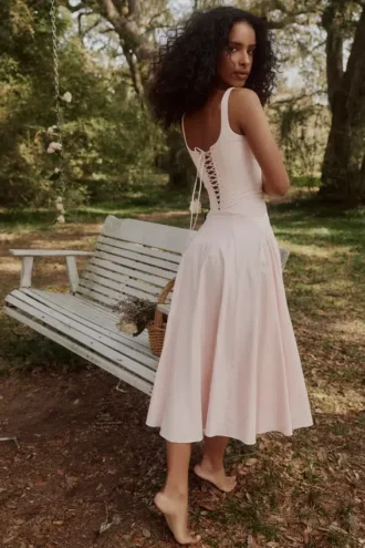 Vestido de Verano midi rosa con cordones de Jaime