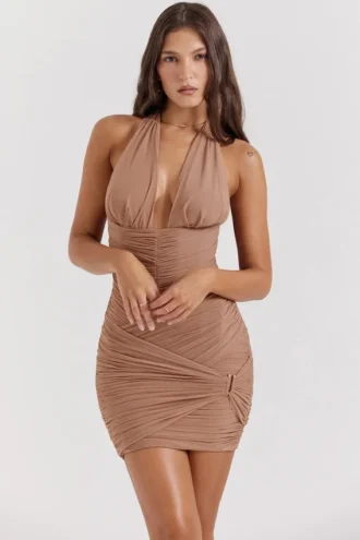 Vestido fruncido Laetitia en color avellana