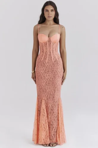 Vestido largo con godets de encaje Cordelia Sorbet