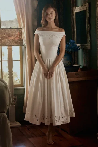 Vestido largo de algodón blanco con bordado inglés y cuello barco de Lauren