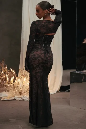 Vestido largo de encaje negro Artemis