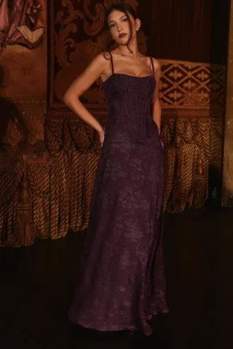 Vestido largo de gasa de lurex color uva «Esme»